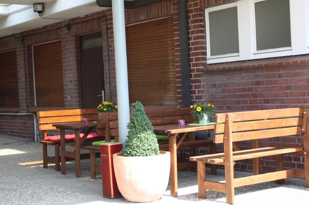 Hotel Am Siebenpfennigsknapp Luenen Exterior photo
