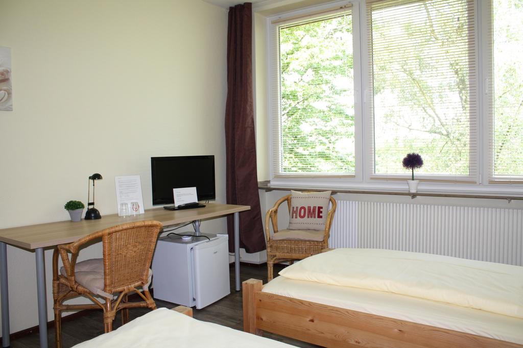 Hotel Am Siebenpfennigsknapp Luenen Room photo